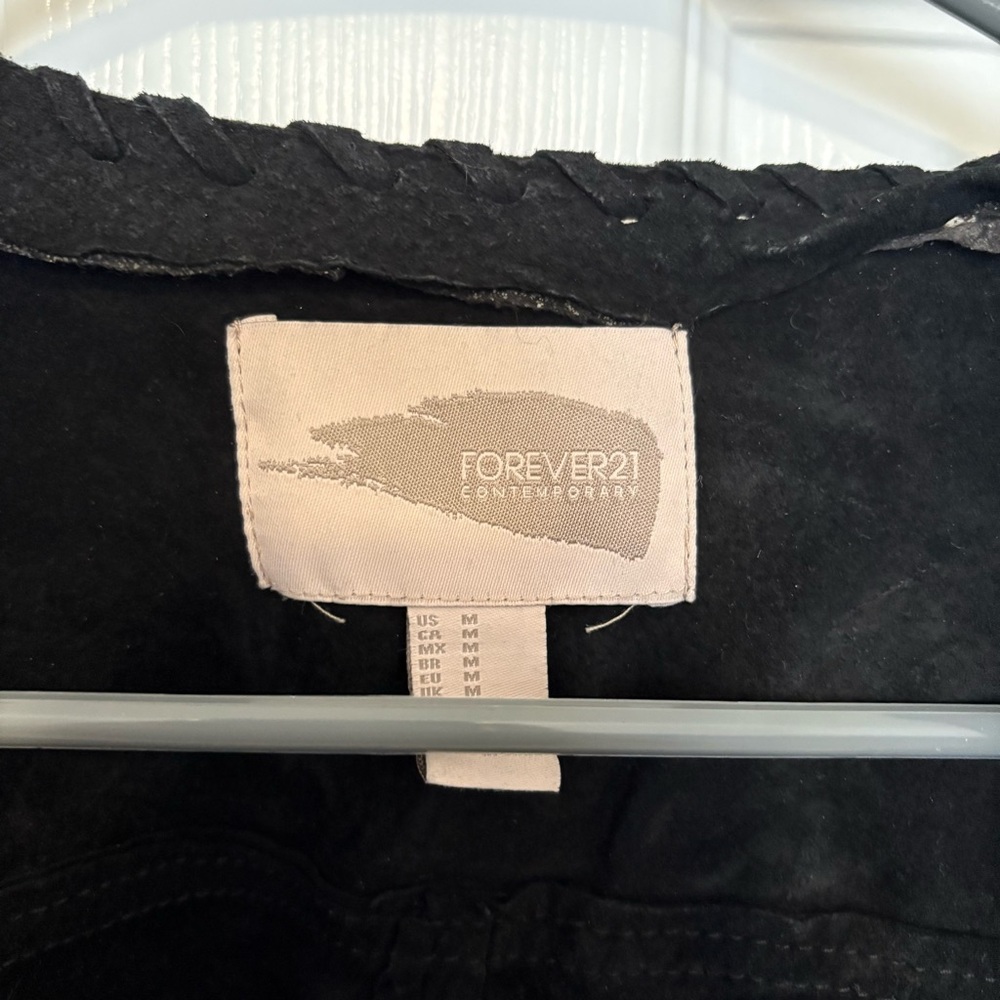 Forever 21 Contemporary Jacket - Picture 4 of 4